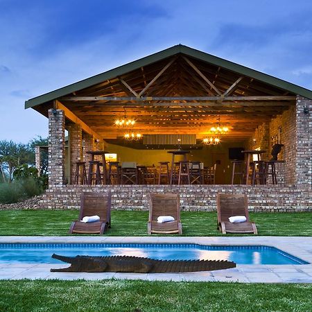 Windhoek Self-Catering Game Camp Dobra Екстериор снимка