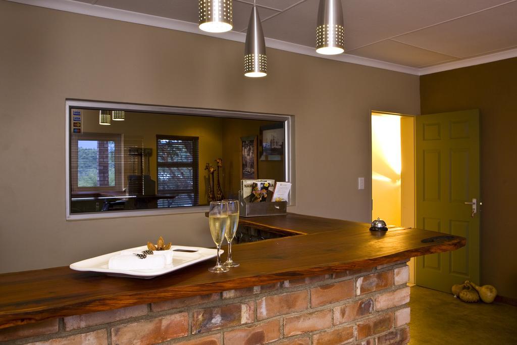 Windhoek Self-Catering Game Camp Dobra Екстериор снимка