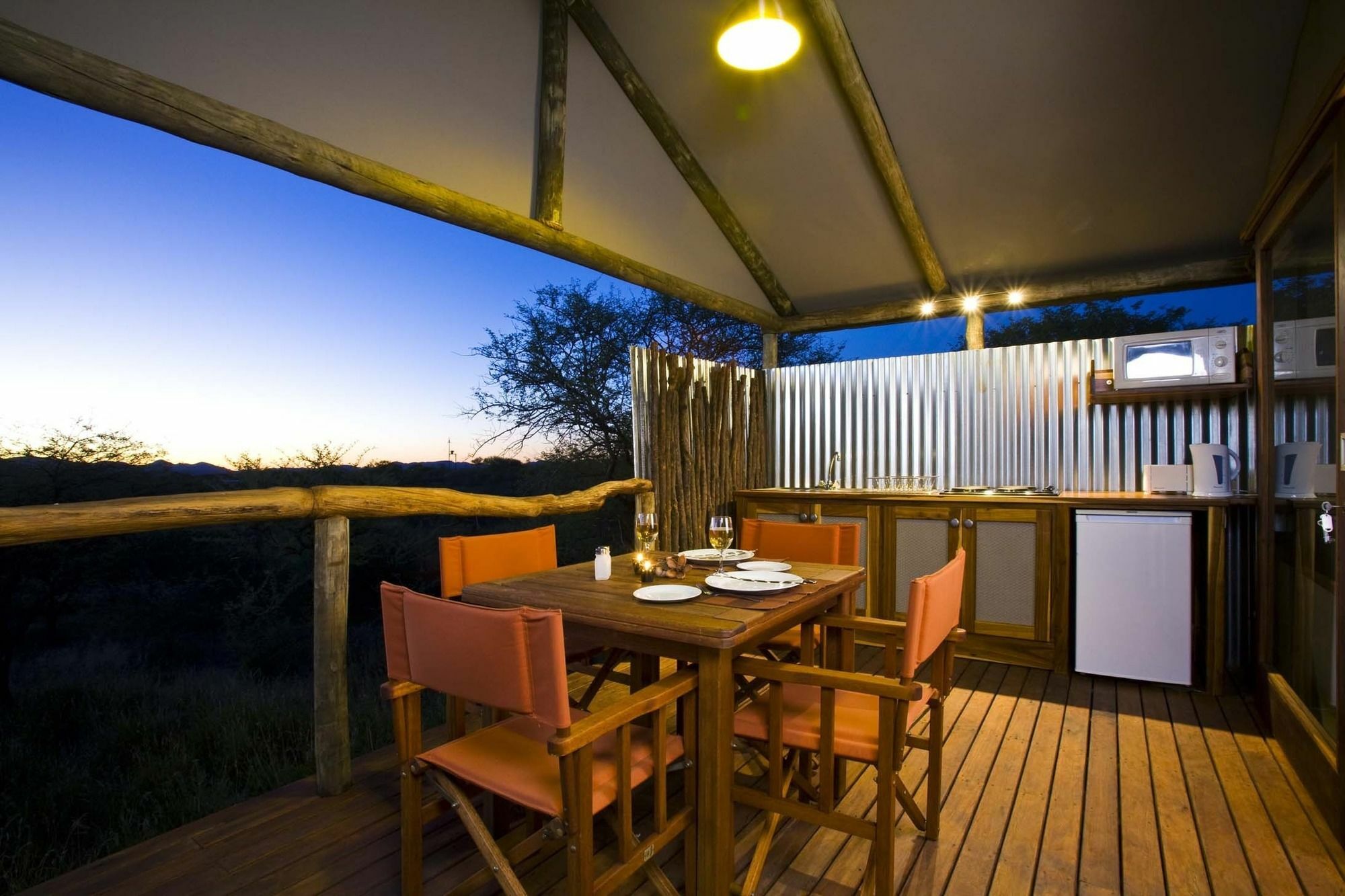 Windhoek Self-Catering Game Camp Dobra Екстериор снимка